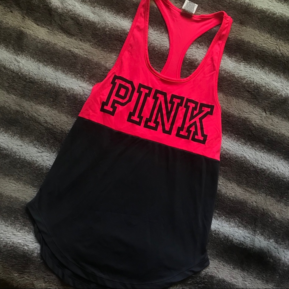 PINK tank top💗